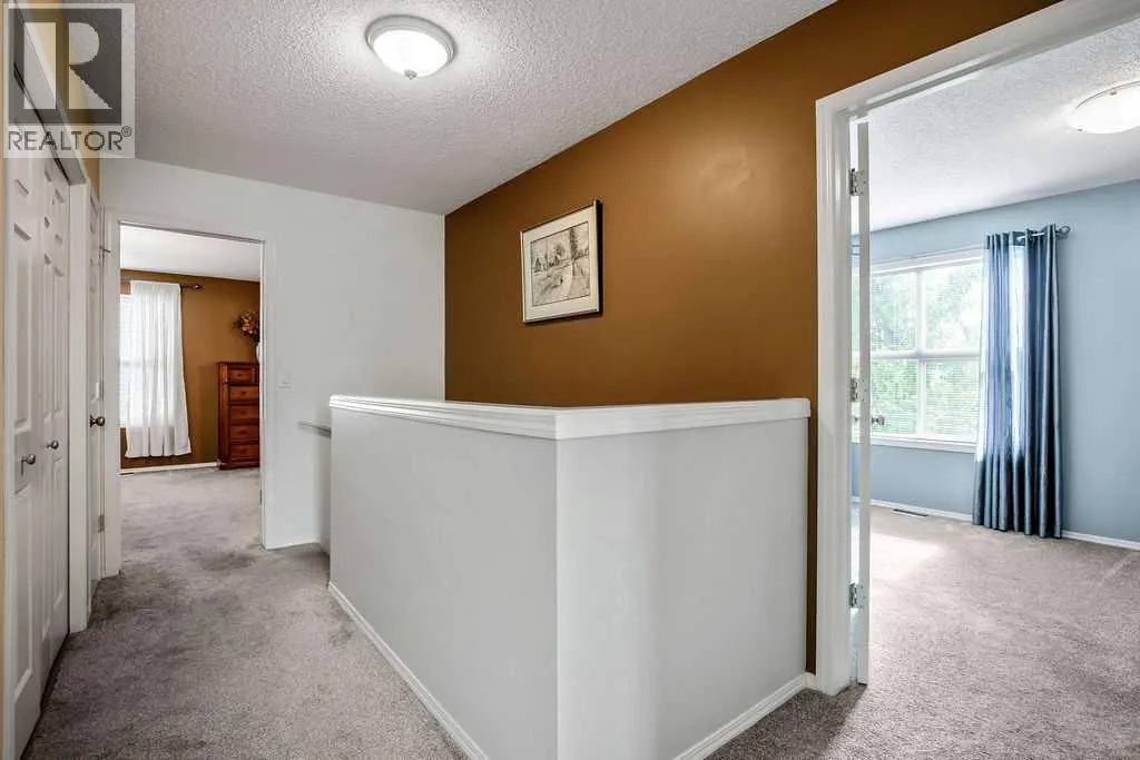 251 Bridlewood View SW