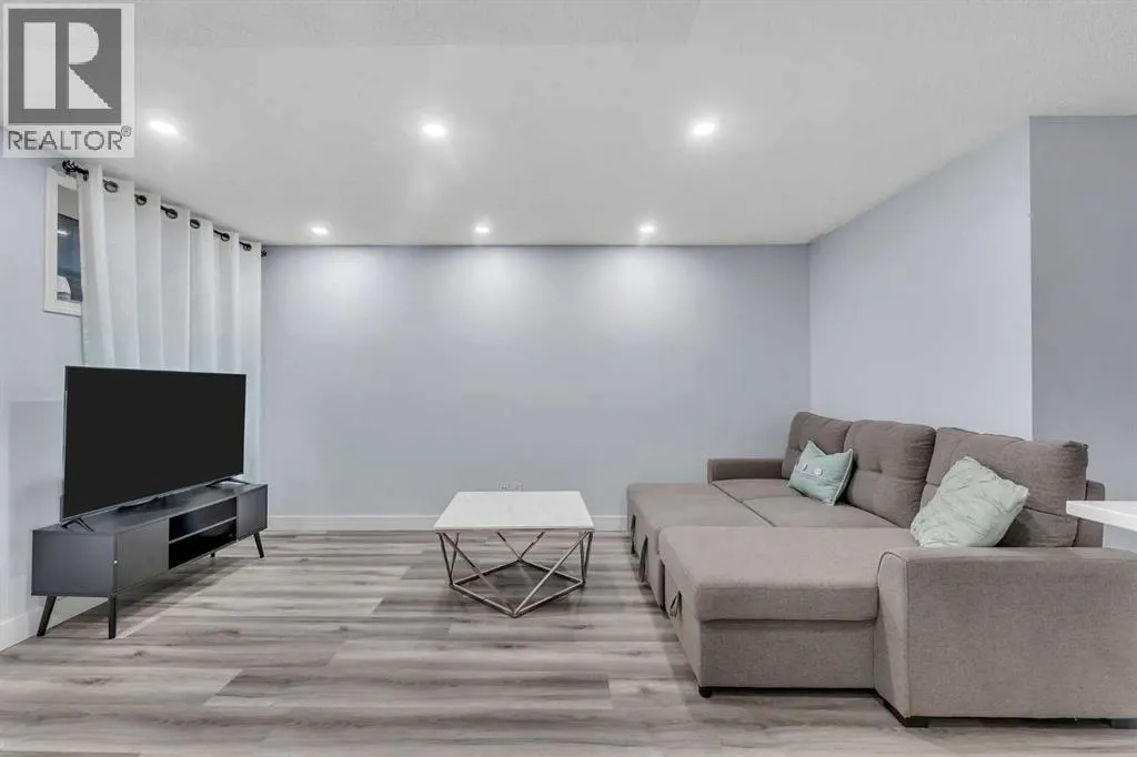 31 Skyview Point Road NE