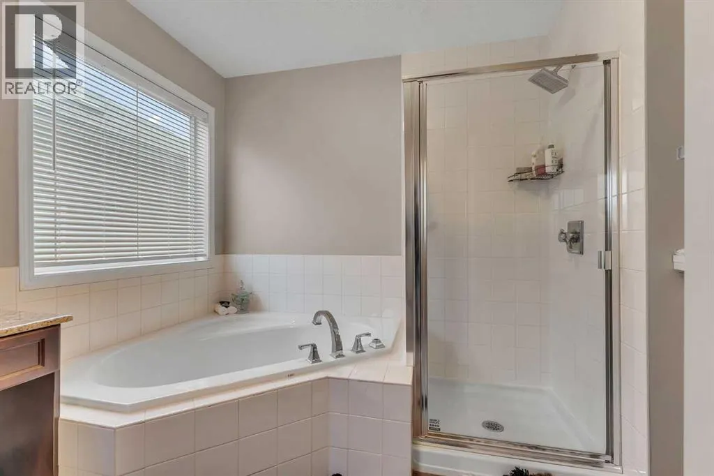 31 Skyview Point Road NE