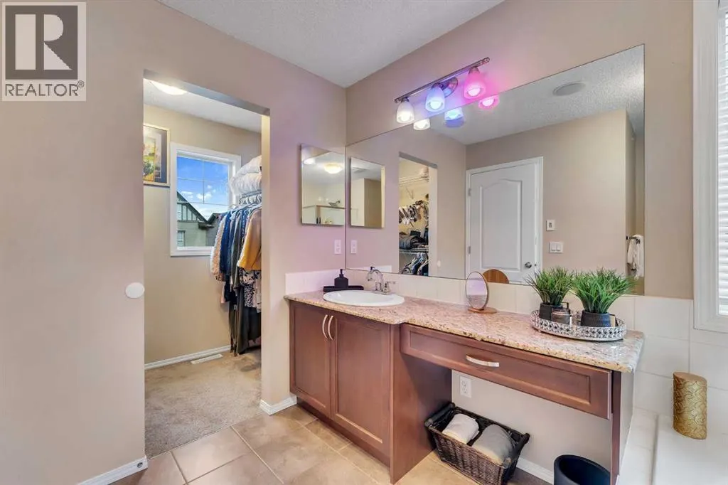 31 Skyview Point Road NE