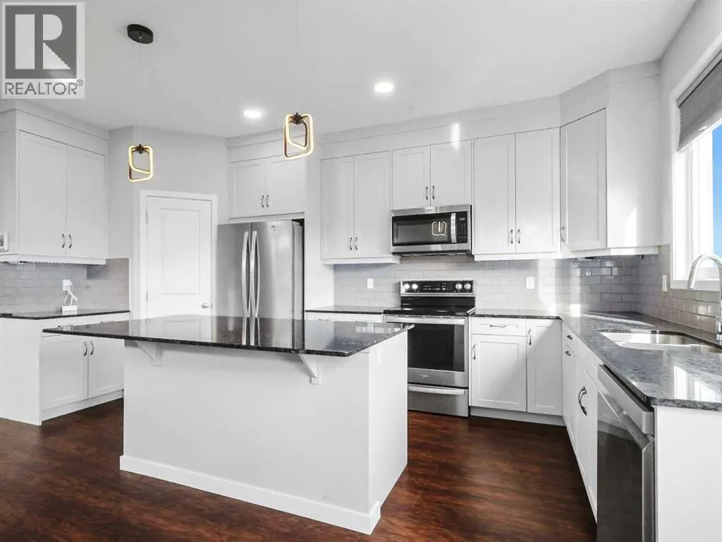 20 Evanscrest Place NW