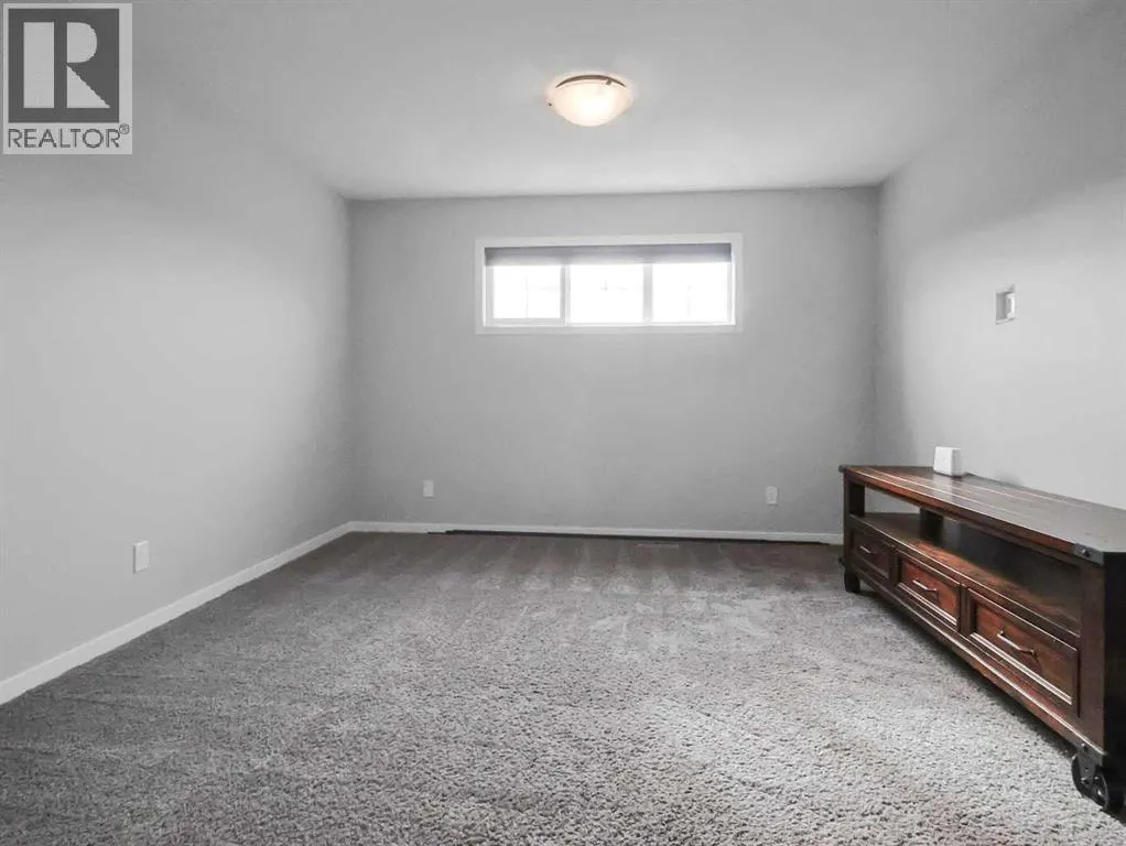 20 Evanscrest Place NW