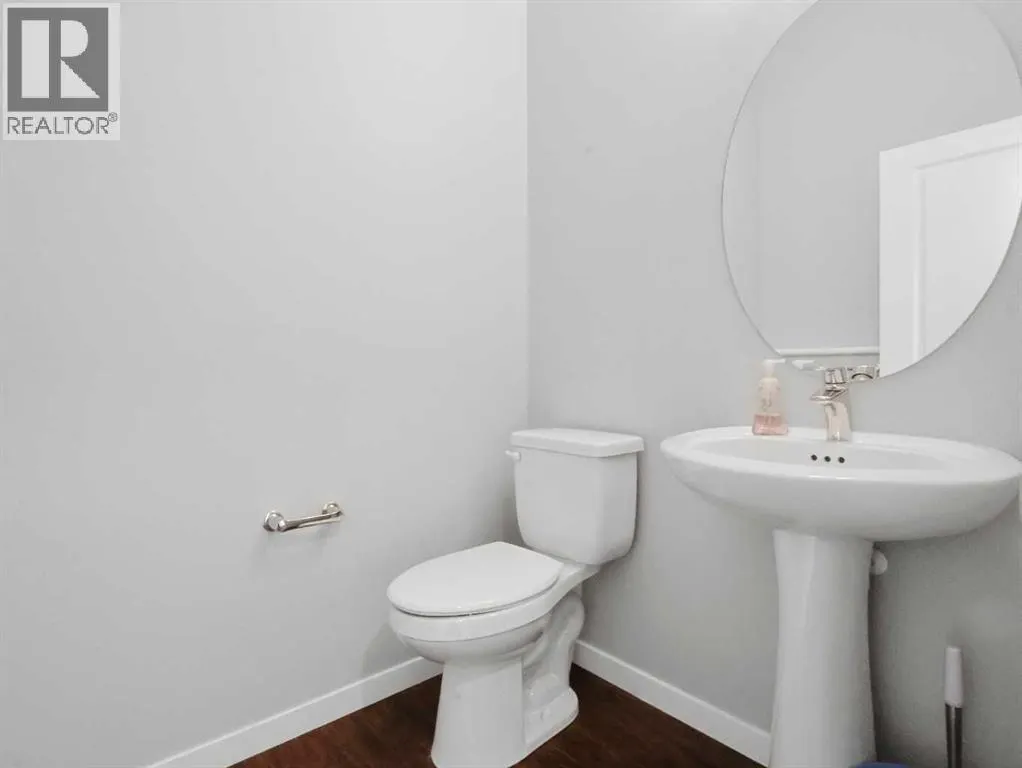 20 Evanscrest Place NW