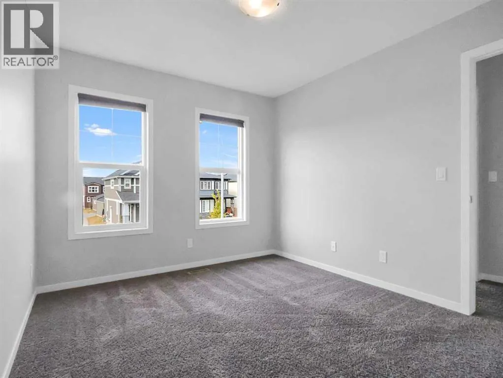 20 Evanscrest Place NW