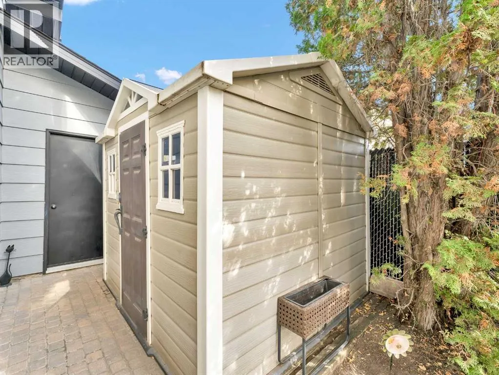 19 Chow Avenue SE