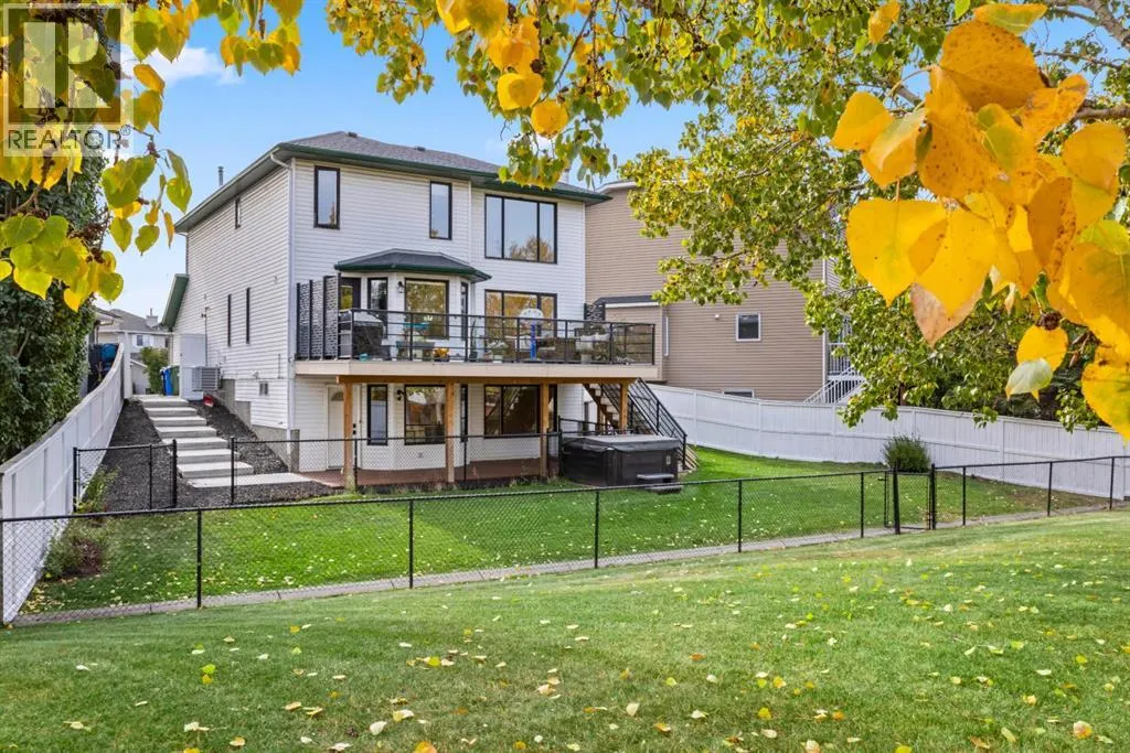 435 Douglas Ridge Mews SE