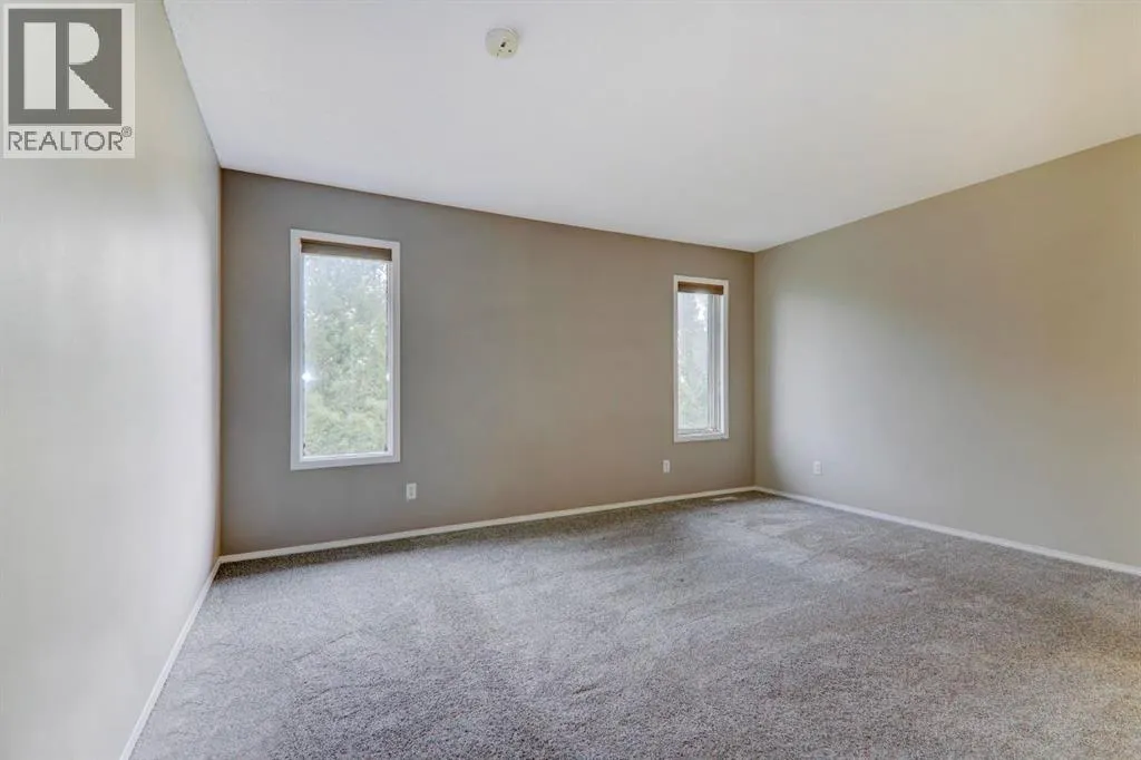 435 Douglas Ridge Mews SE