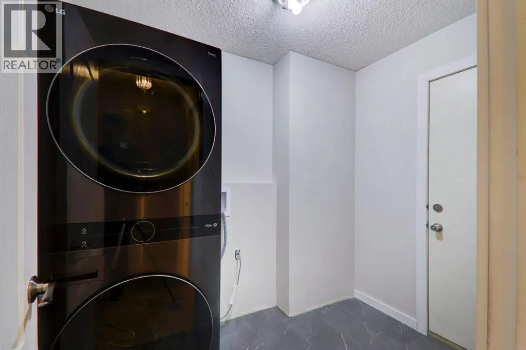 435 Douglas Ridge Mews SE