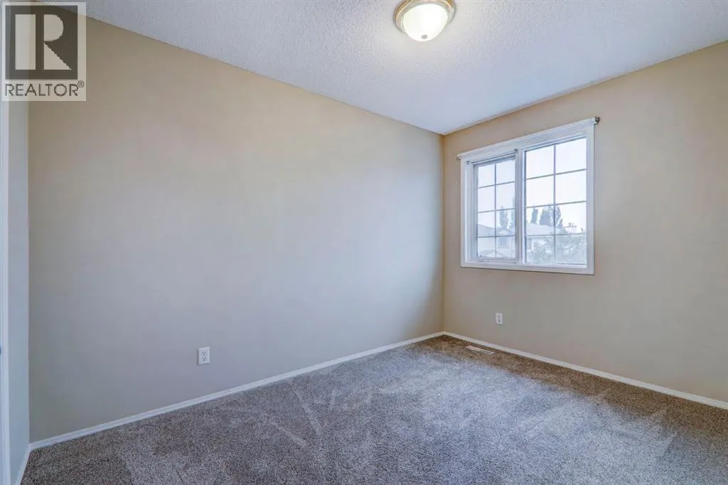 435 Douglas Ridge Mews SE