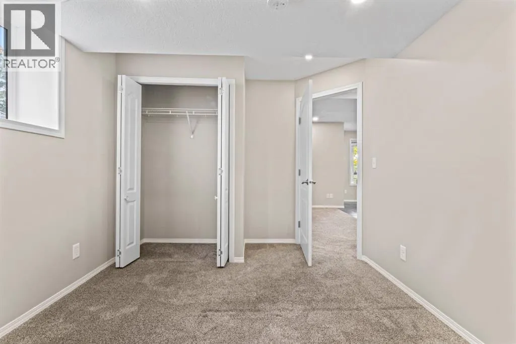 435 Douglas Ridge Mews SE