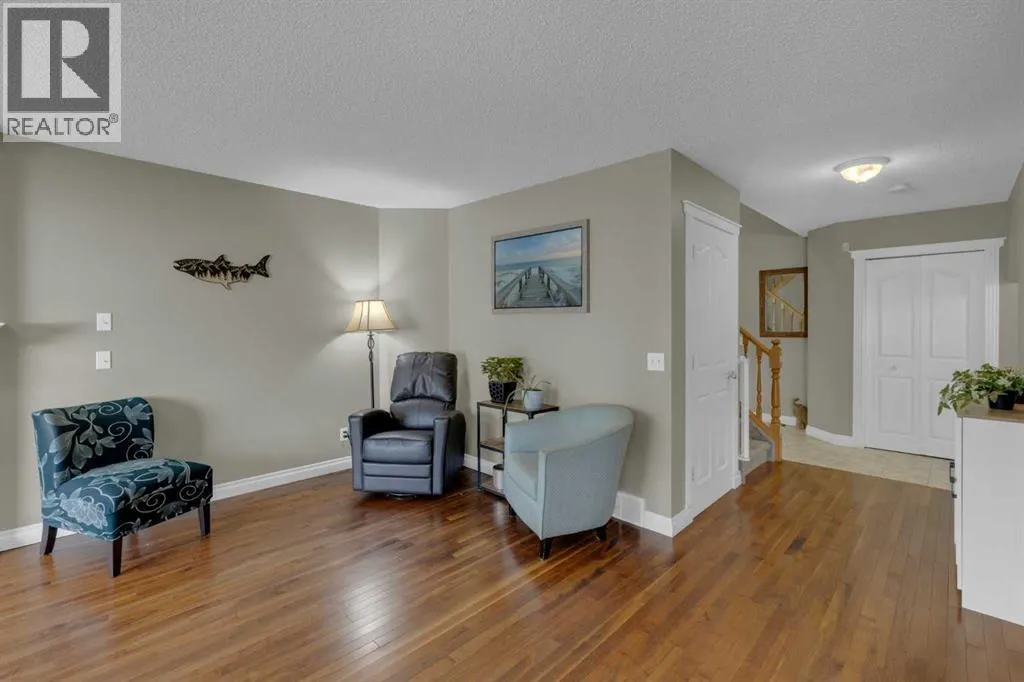 99 Macewan Park Road NW