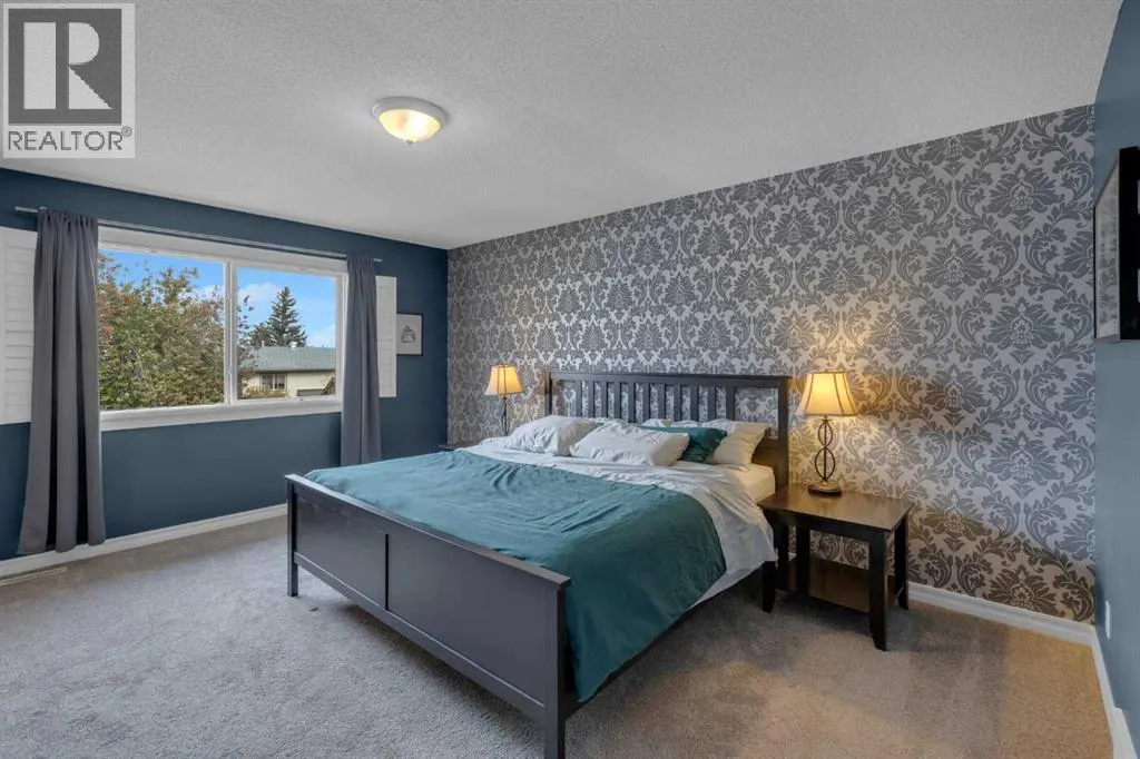 99 Macewan Park Road NW