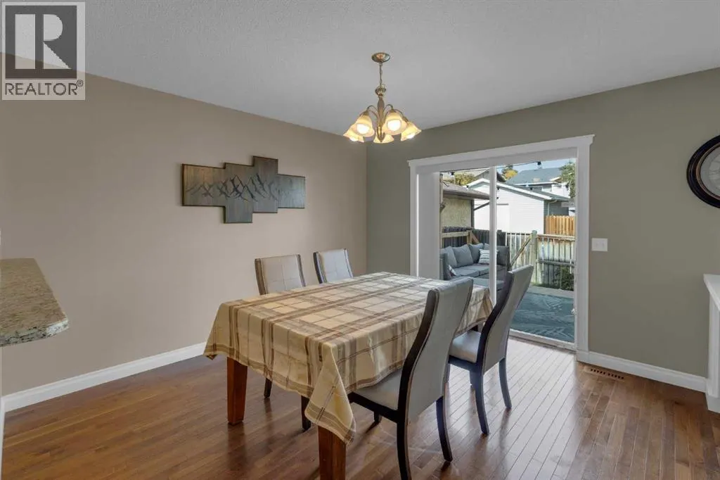 99 Macewan Park Road NW