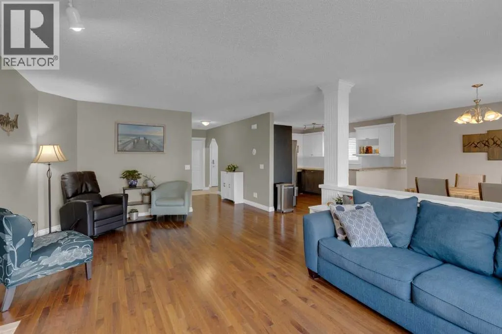 99 Macewan Park Road NW