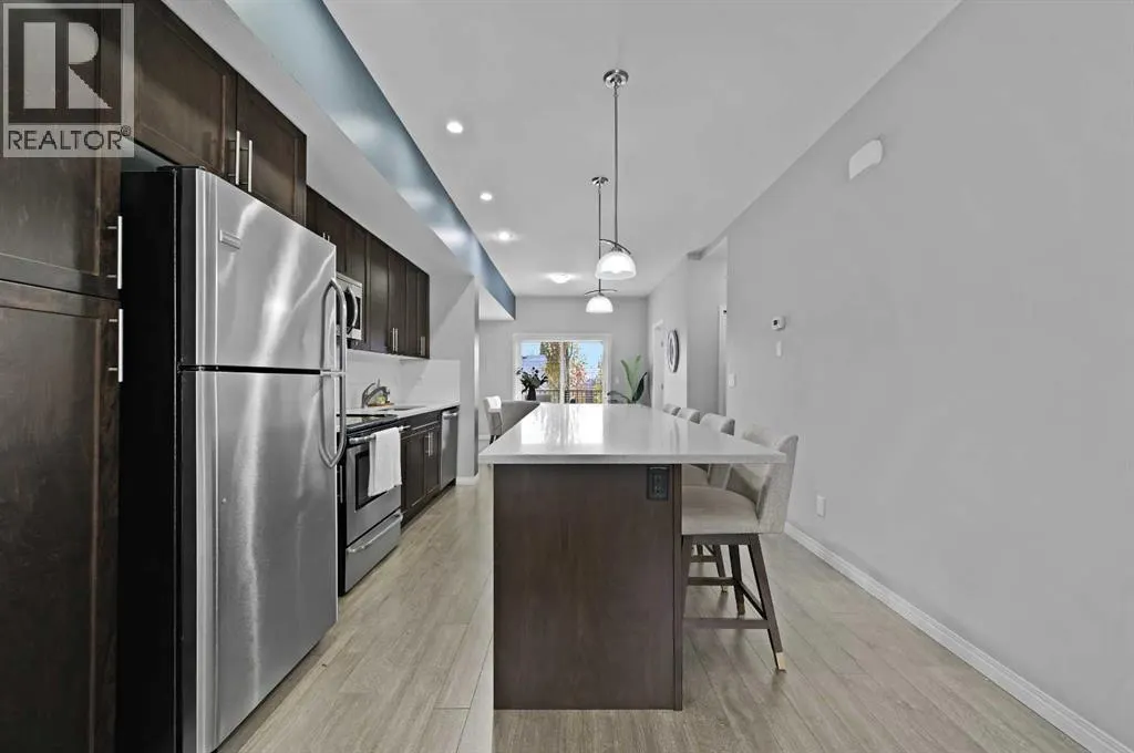 1205, 280 Williamstown Close NW
