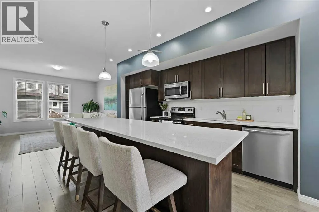 1205, 280 Williamstown Close NW