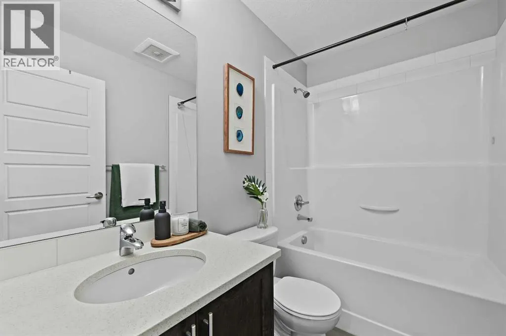 1205, 280 Williamstown Close NW