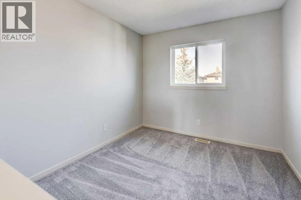 176 Walden Drive SE
