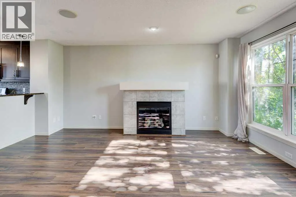 176 Walden Drive SE