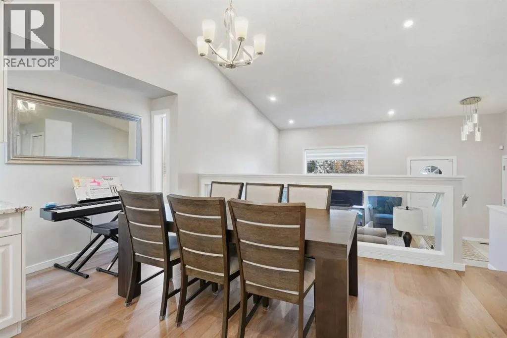 31 Applegrove Crescent SE