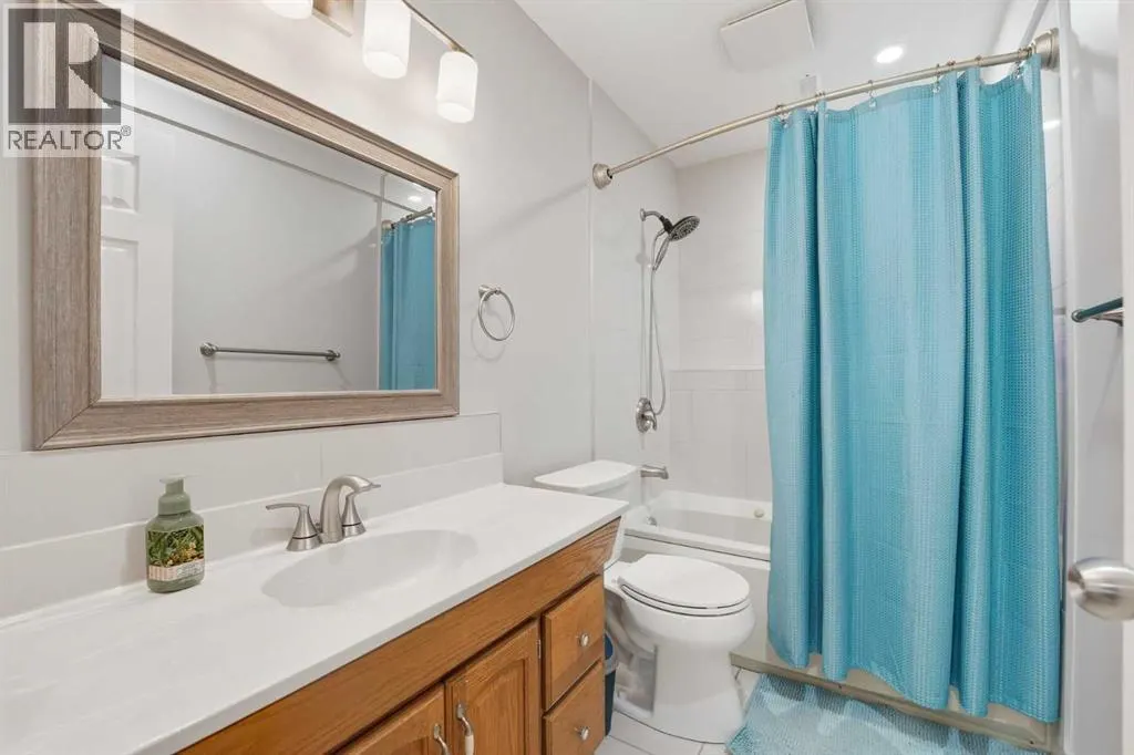 31 Applegrove Crescent SE
