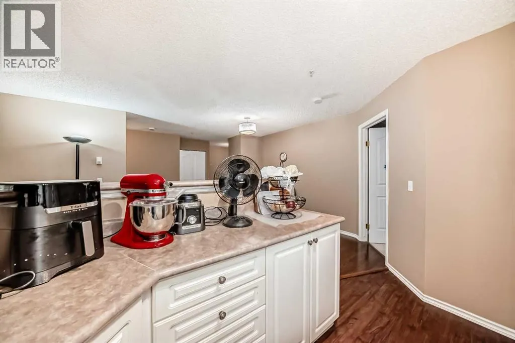 119, 6000 Somervale Court SW