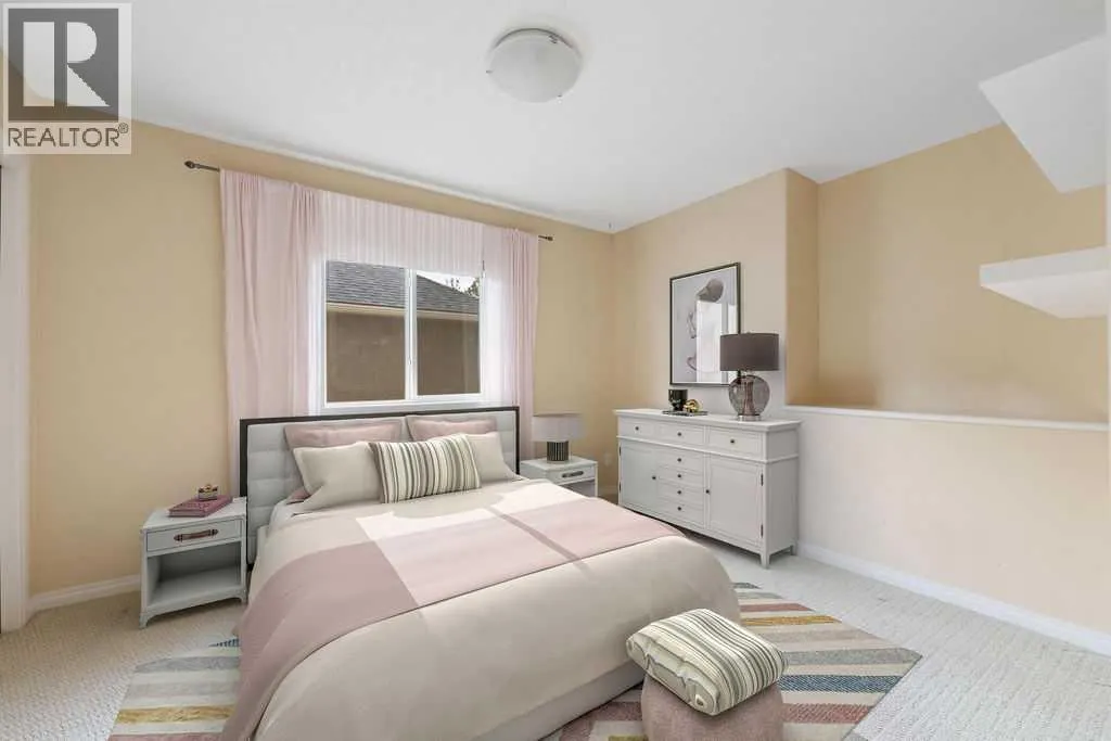 164 Strathlea Place SW
