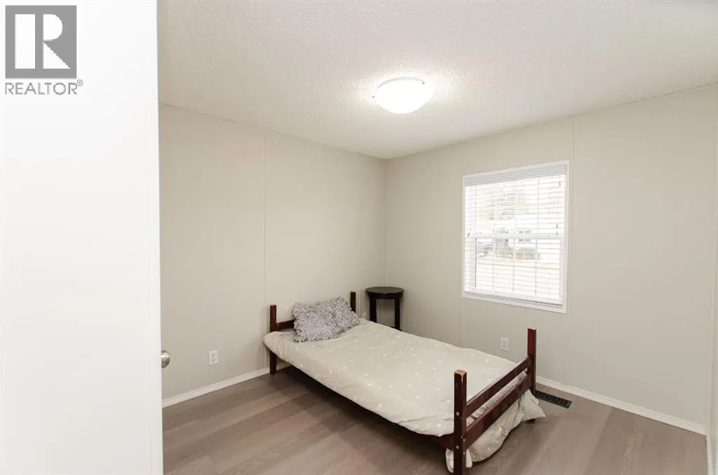 43 Parkside Drive