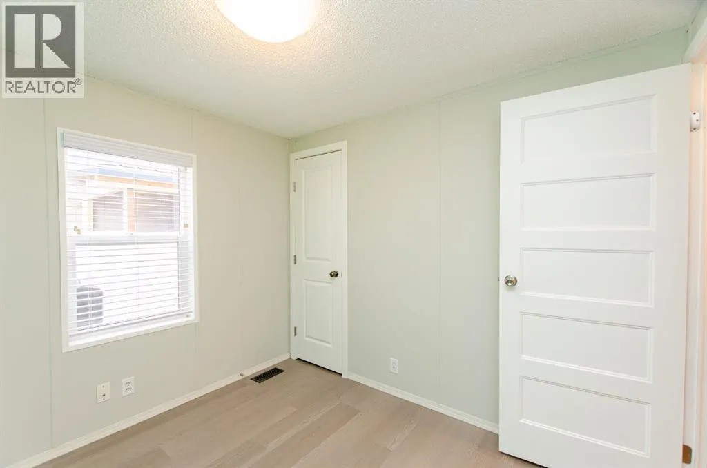 43 Parkside Drive