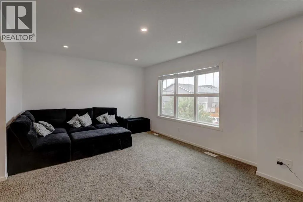 20 Nolancrest Green NW