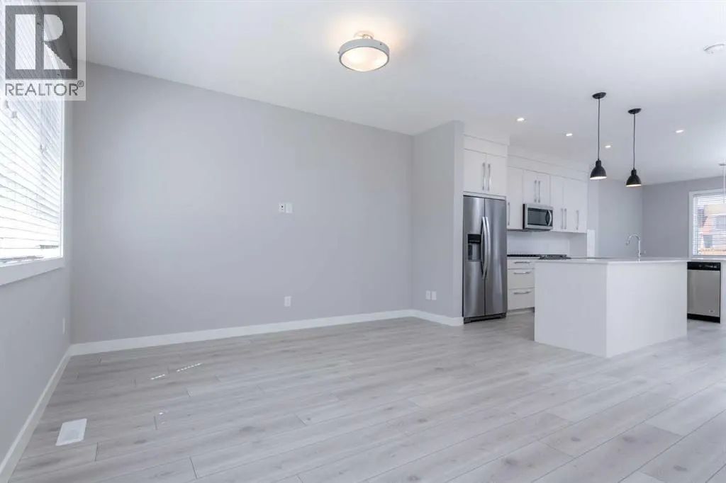 64 Red Embers Manor NE