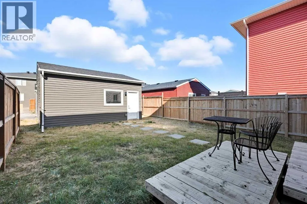 64 Red Embers Manor NE