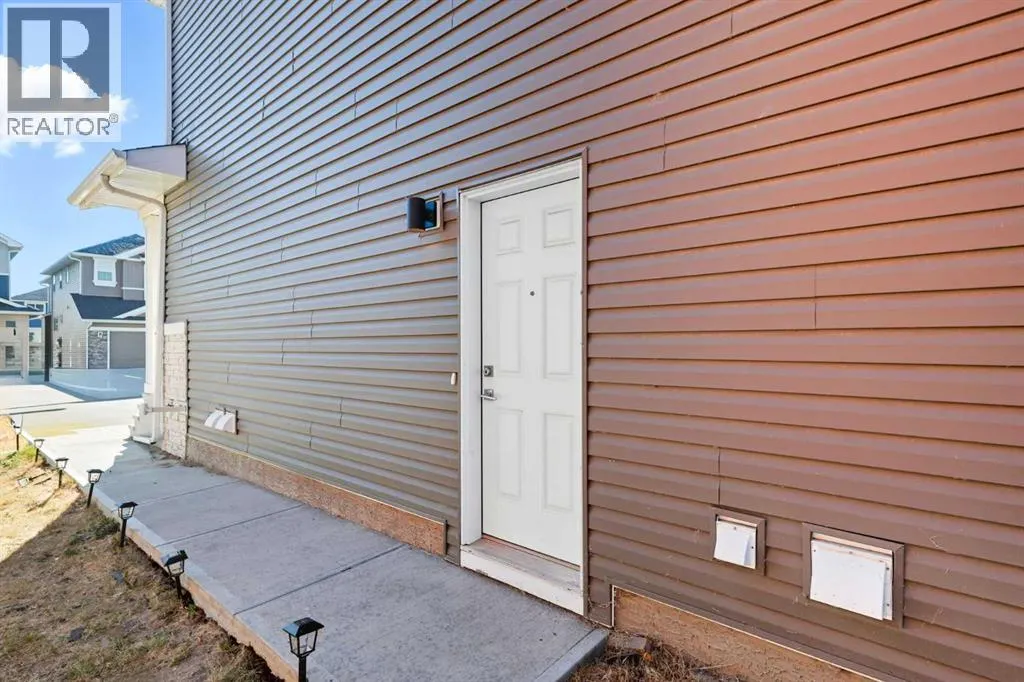 64 Red Embers Manor NE
