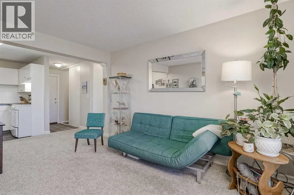 104D, 5601 Dalton Drive NW