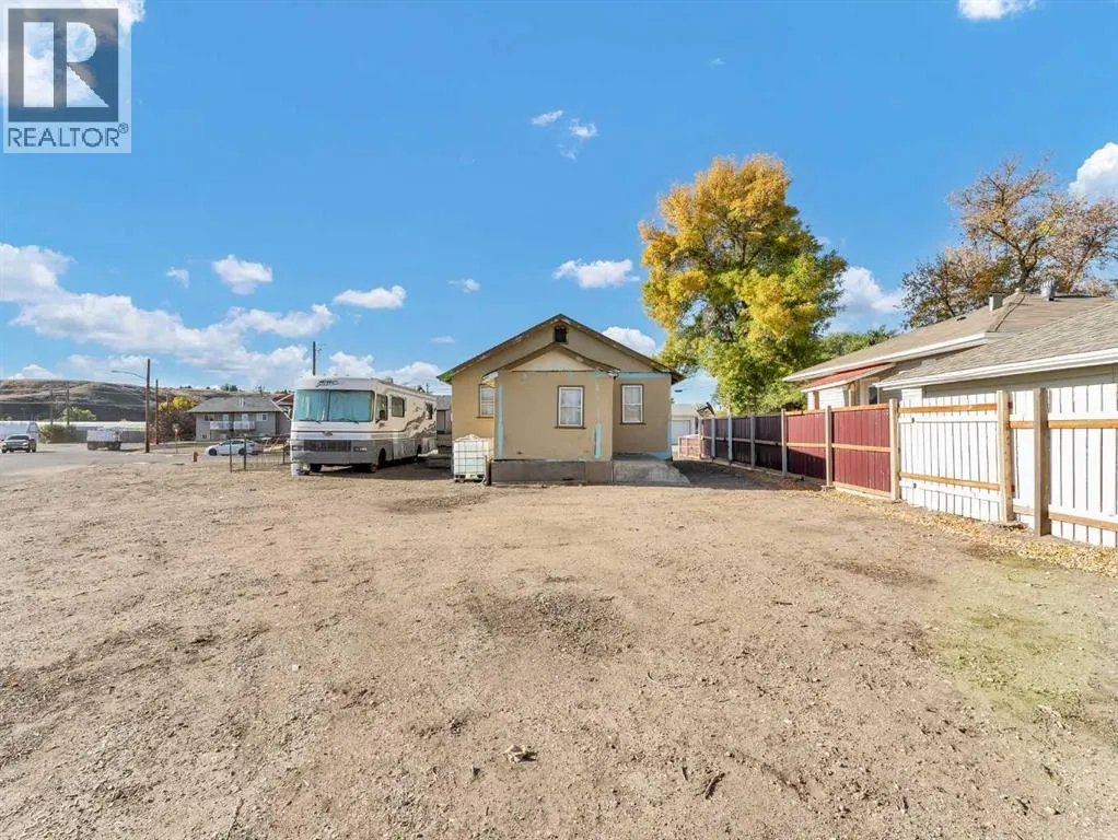640 Pottery Street SE