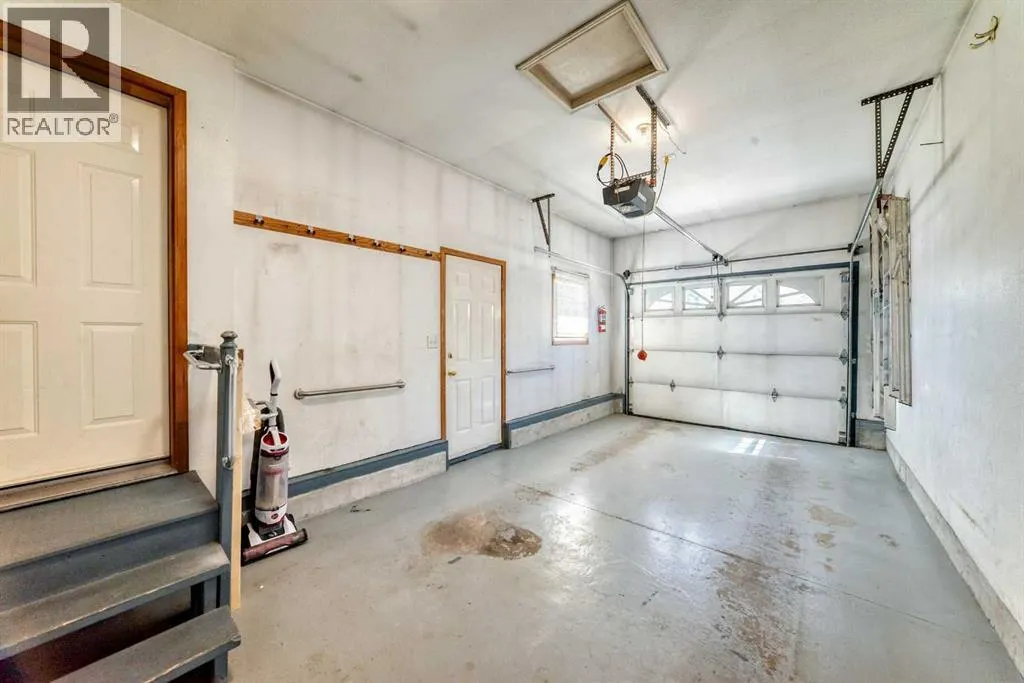 29 Rowell Close