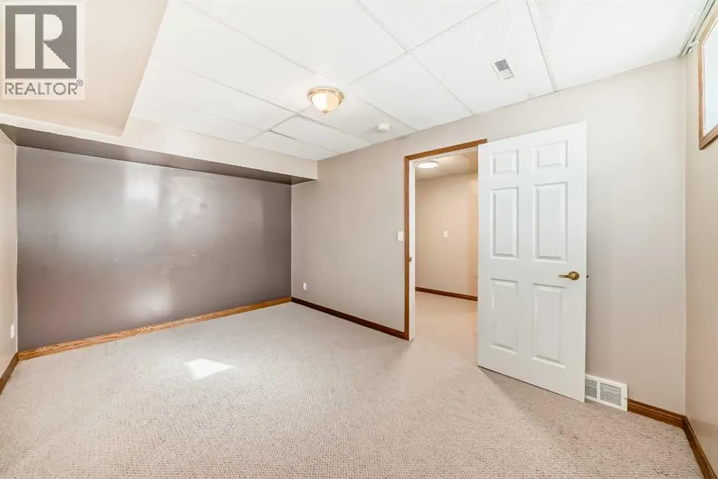 29 Rowell Close