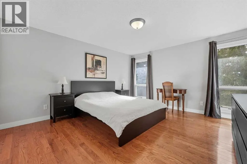 51, 5400 Dalhousie Drive NW