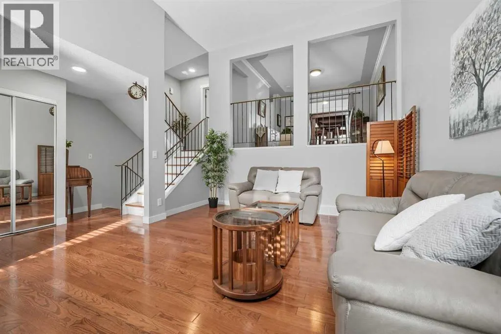 51, 5400 Dalhousie Drive NW