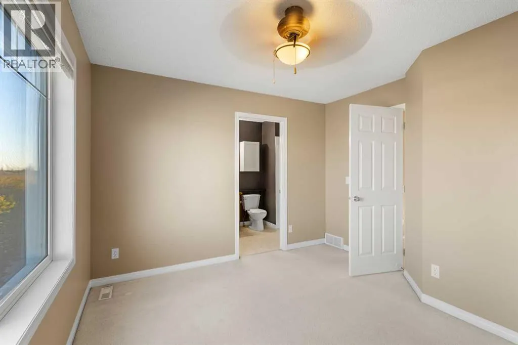 209 Copperfield Lane SE