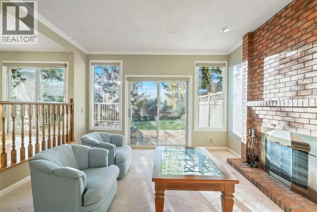 23, 275 Woodridge Drive SW