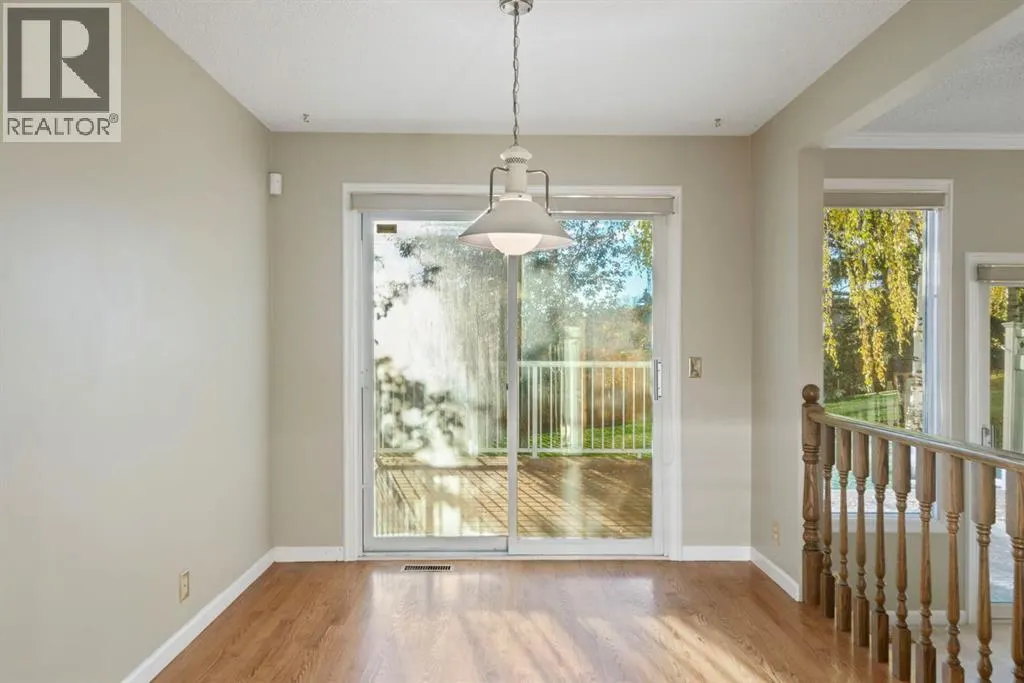 23, 275 Woodridge Drive SW