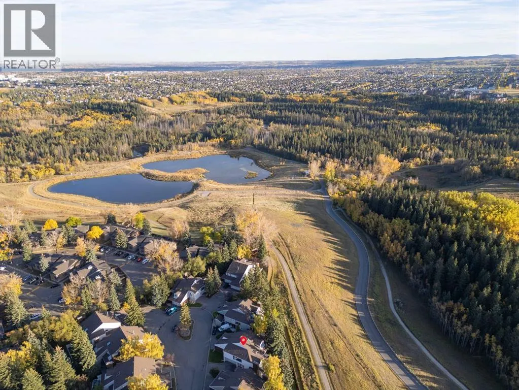 23, 275 Woodridge Drive SW