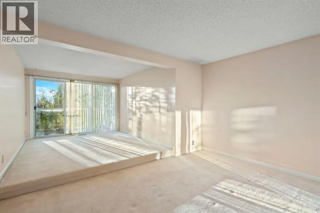 23, 275 Woodridge Drive SW