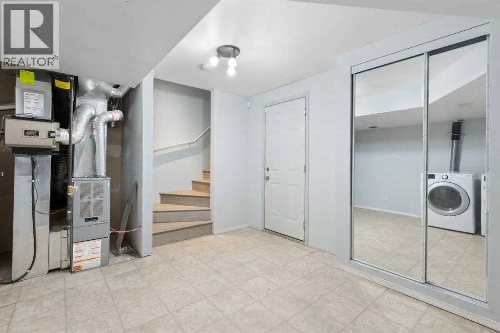 177 Tuscany Court NW