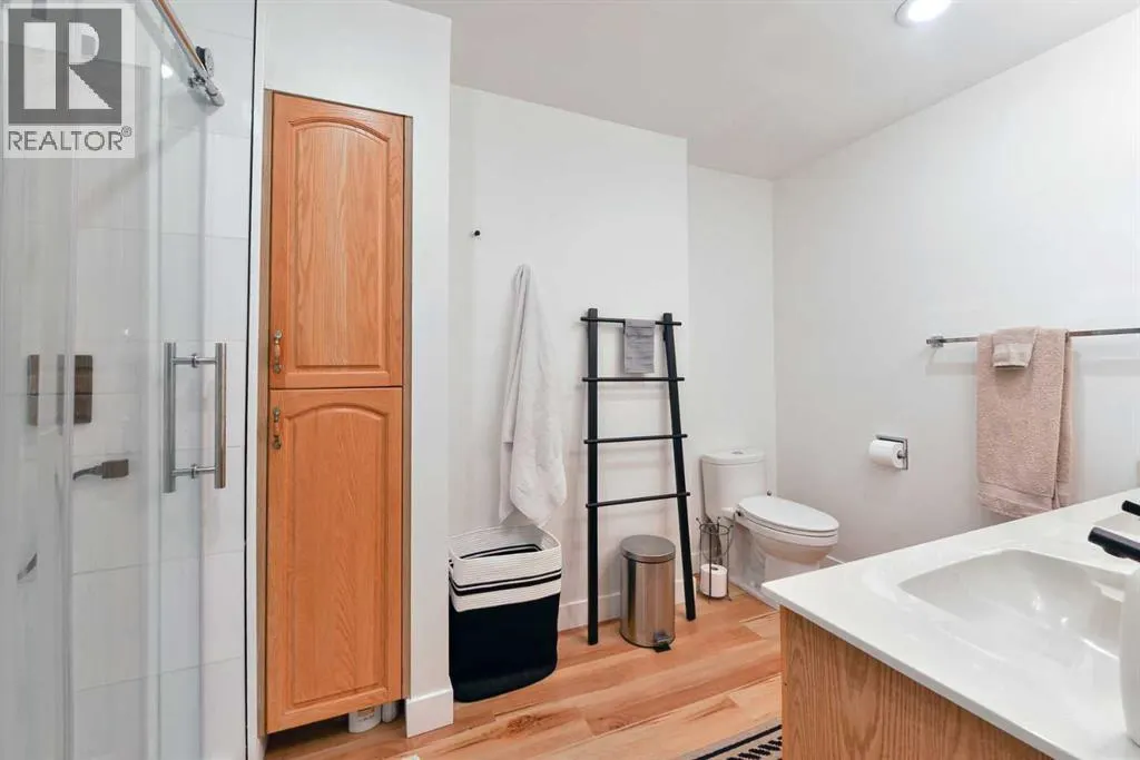 6304 Crowchild Trail SW