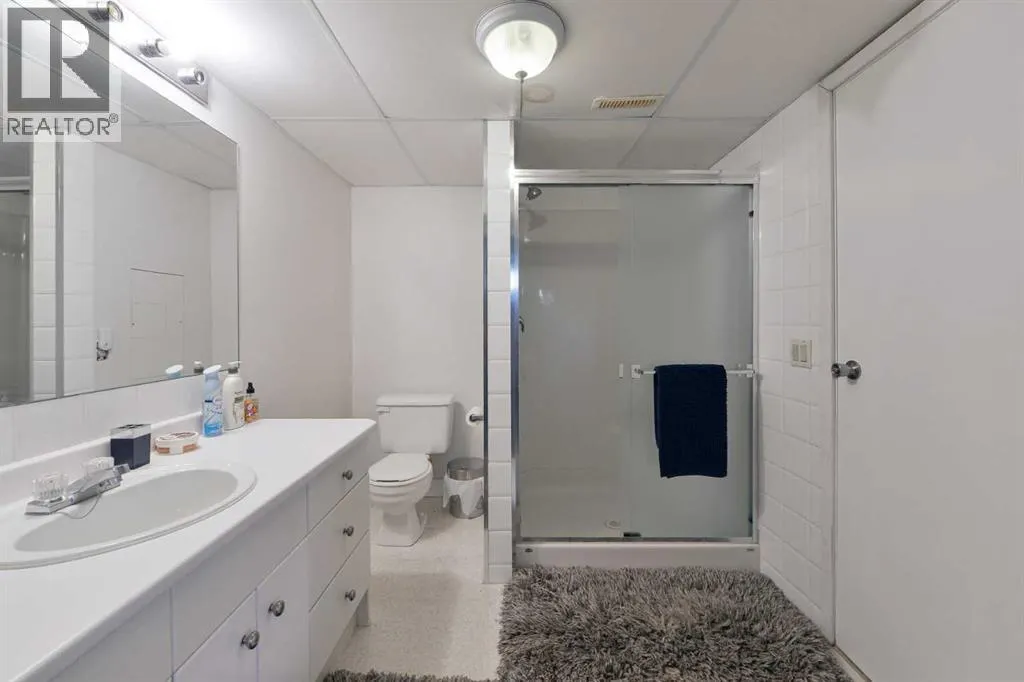6304 Crowchild Trail SW