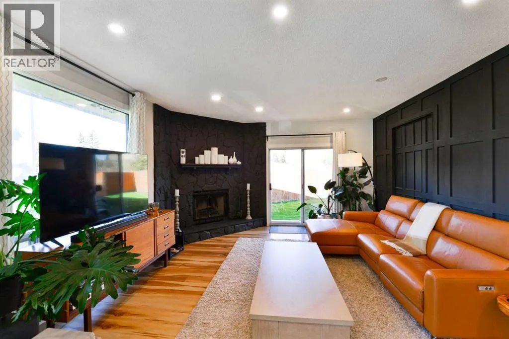 6304 Crowchild Trail SW