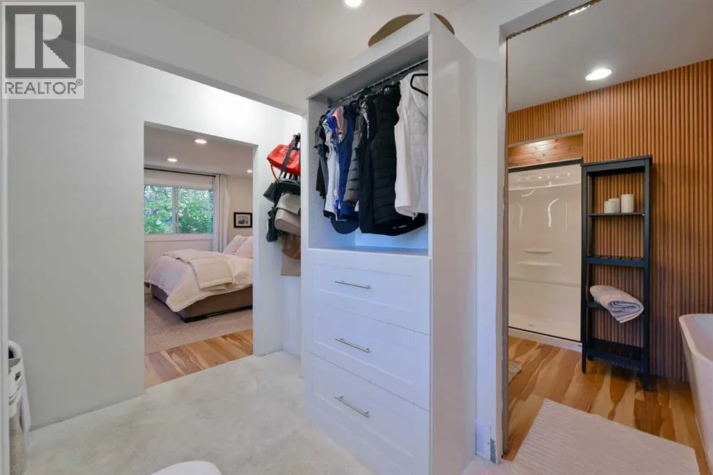 6304 Crowchild Trail SW