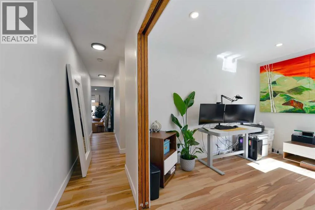 6304 Crowchild Trail SW